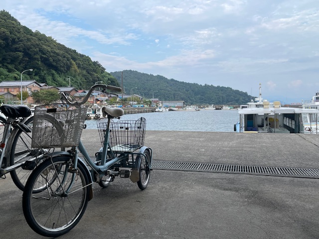 珍百景、琵琶湖に浮かぶ三輪自転車の島「沖島」 - サイクルショップ203